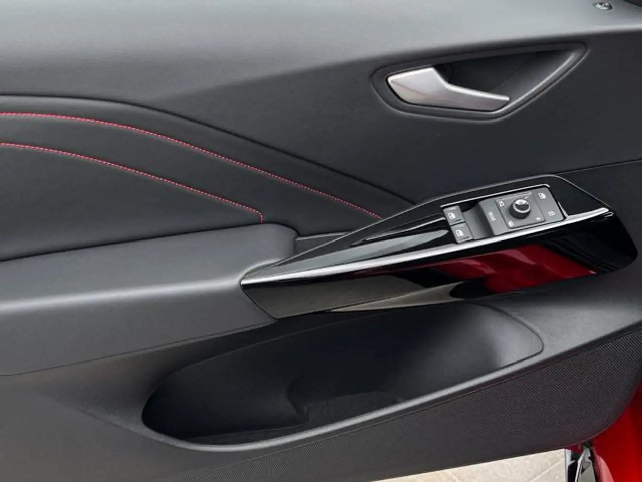 Volkswagen ID.3 GTX Navi LED-Matrix Kamera HuD SHZ WP PDC A — Vehicle gallery 16
