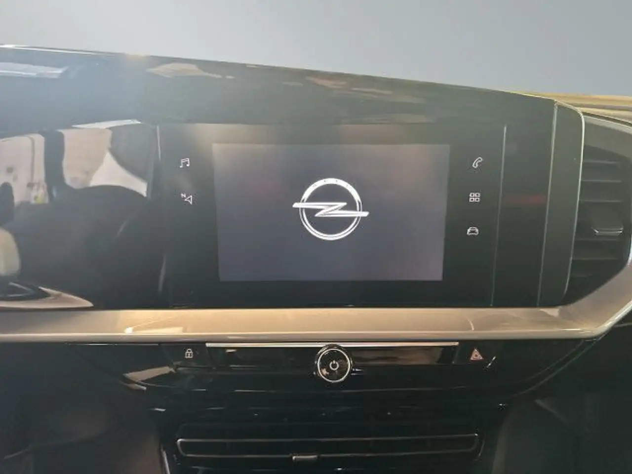 Opel Mokka GS 1.2 Turbo Bluetooth Navi LED Klima — Galerie du véhicule 19