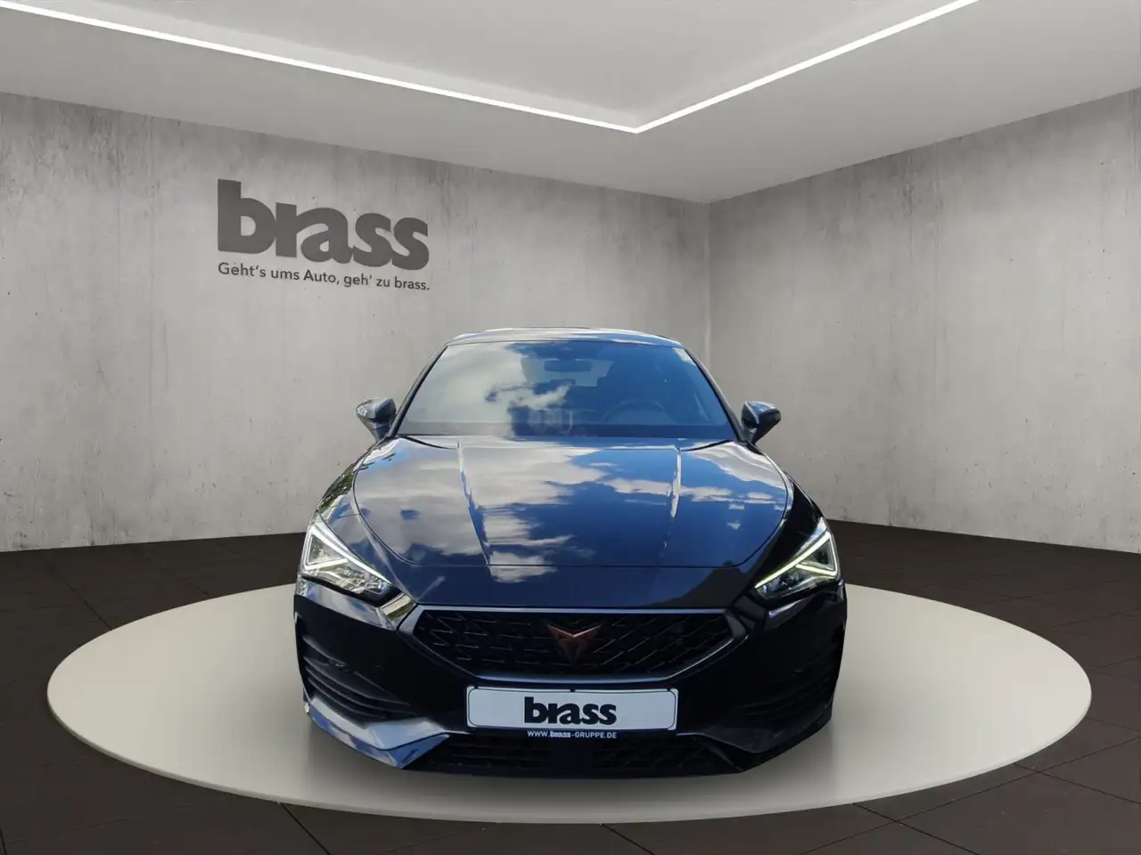 CUPRA Leon 2.0 TSI VZ Navigationssystem Sprachsteuerun — معرض صور السيارة 8