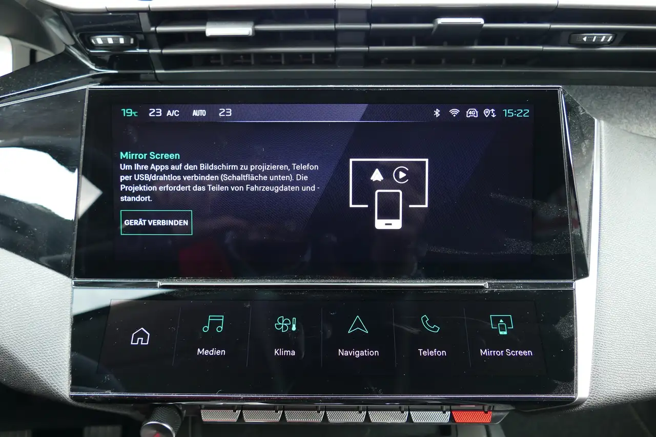 Peugeot 308 1.2 PureTech 130 LED Navi Kamera — Galería del vehículo 17