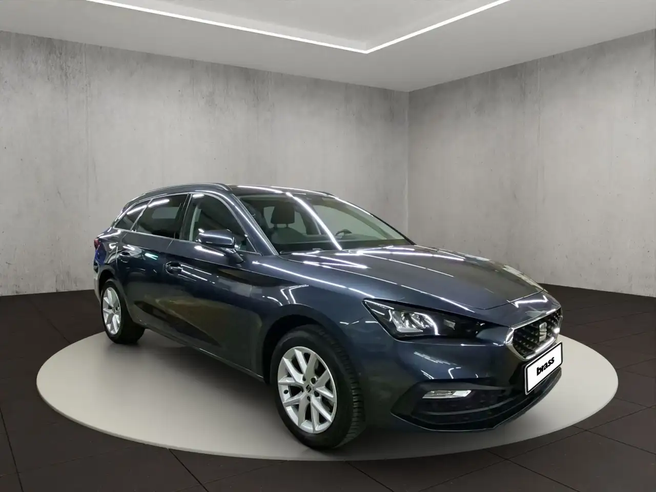 SEAT Leon 1.5 TSI Sportstourer Style Edition — Galería del vehículo 7