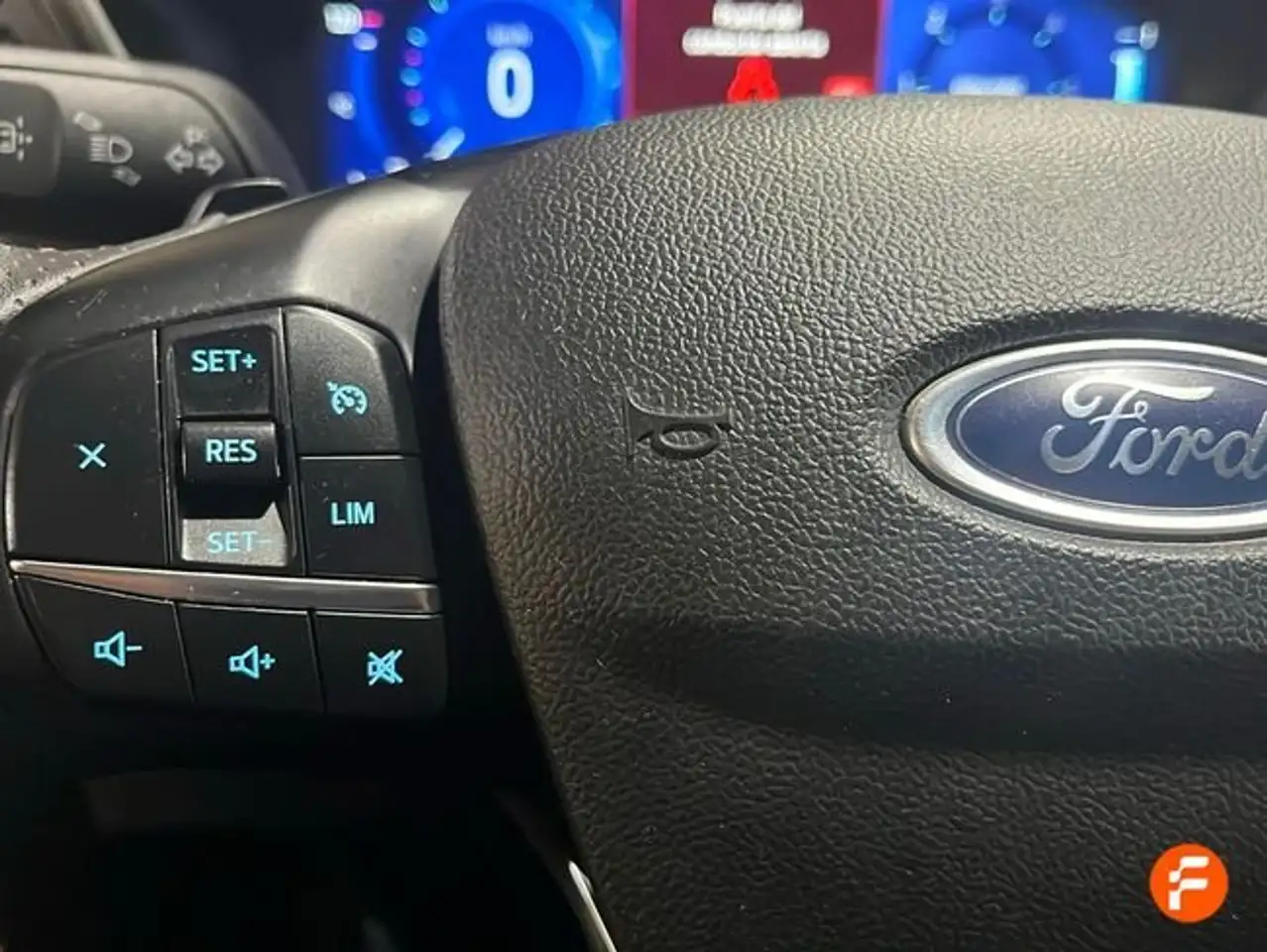 Ford Kuga 2.0 EcoBlue ST-Line FWD 120 Aut. — Galería del vehículo 15