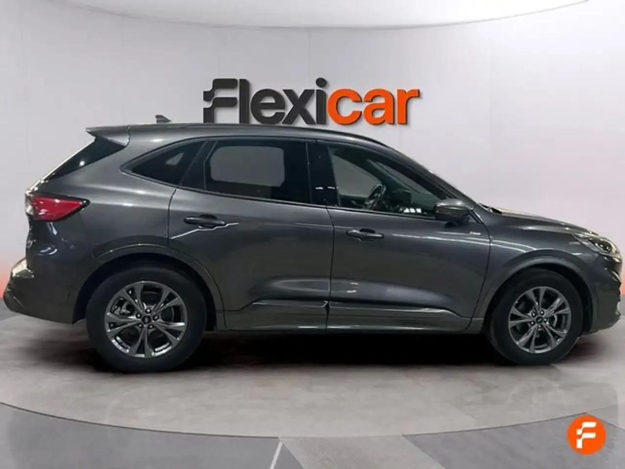Ford Kuga 2.0 EcoBlue ST-Line FWD 120 Aut. — Galería del vehículo 4