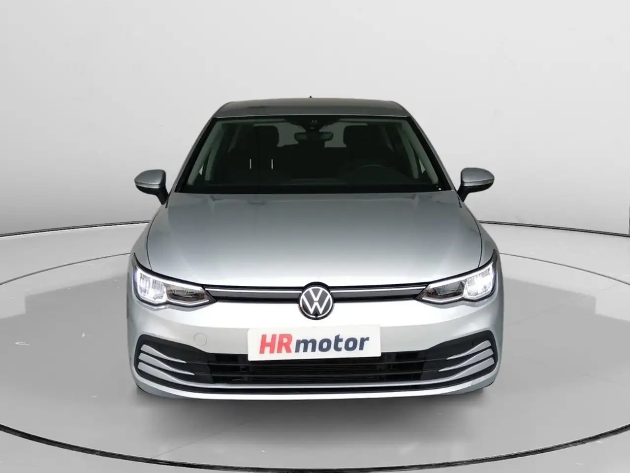 Volkswagen Golf 1.0 TSI Life 81kW — معرض صور السيارة 5