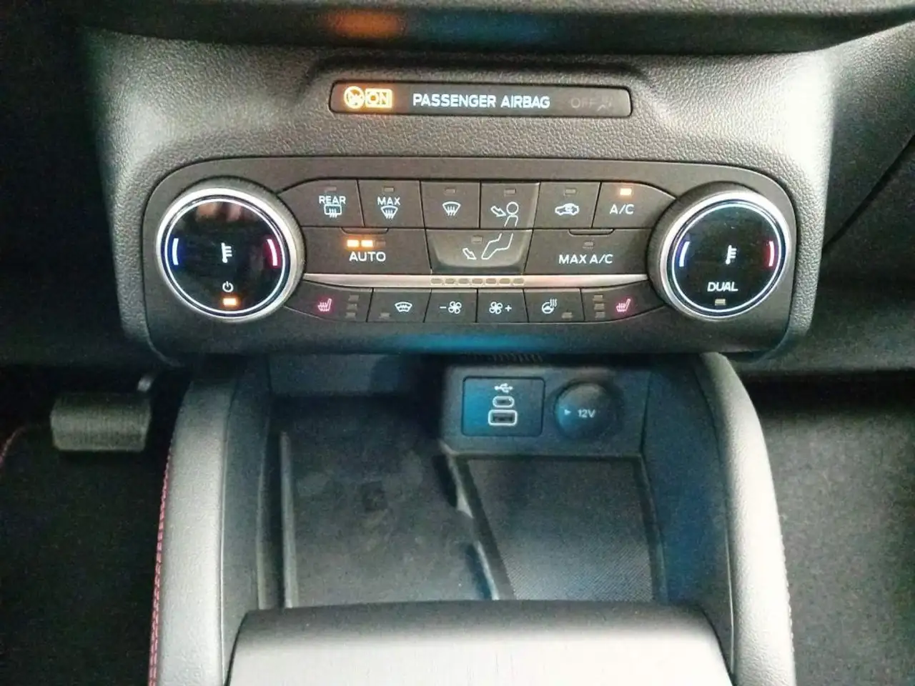 Ford Kuga Kuga 2.5 PHEV ST-LINE X *PANO*LED*ACC* — معرض صور السيارة 15