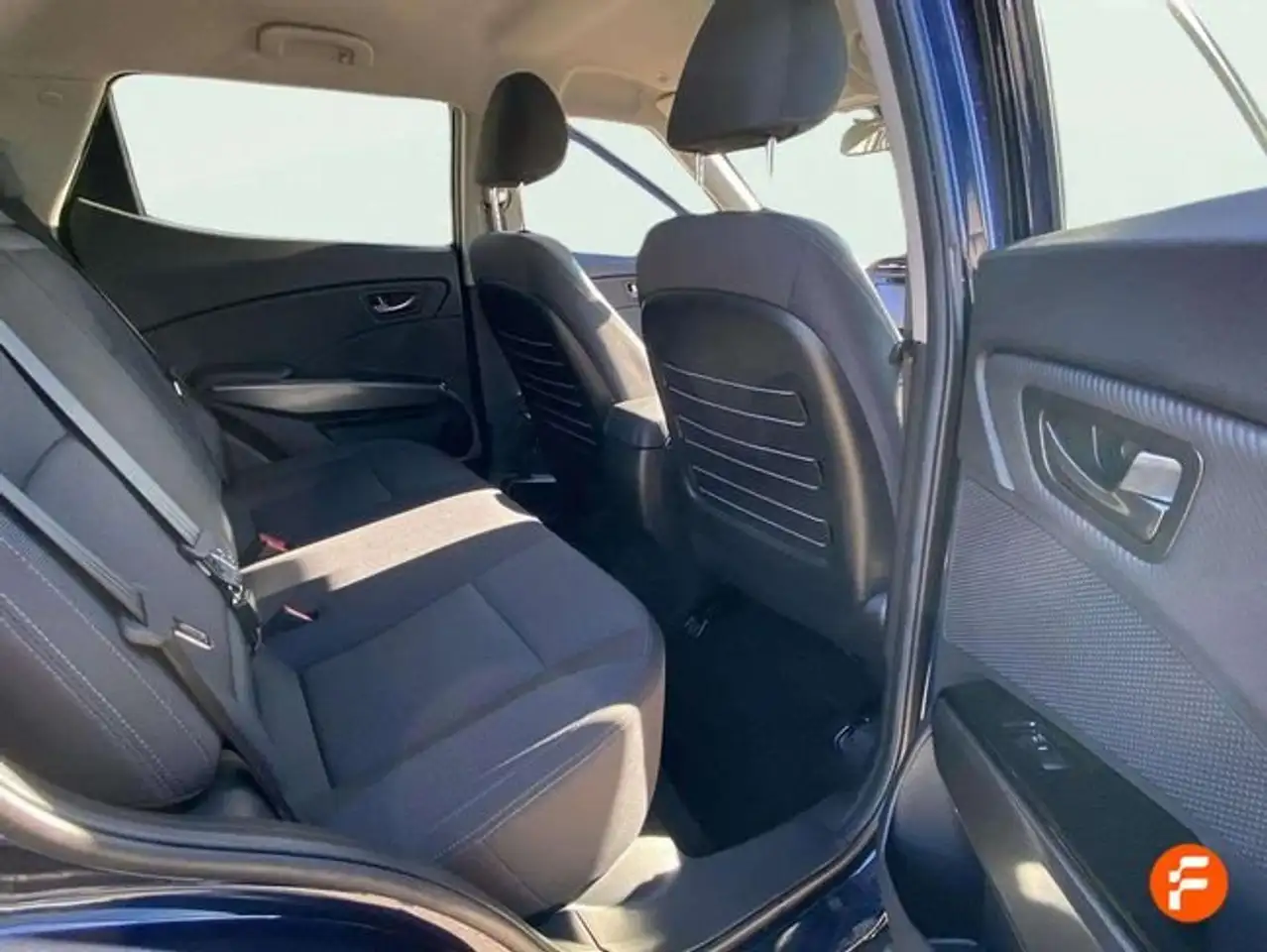 SsangYong Tivoli G15 Urban Plus 4x2 Aut. — معرض صور السيارة 15