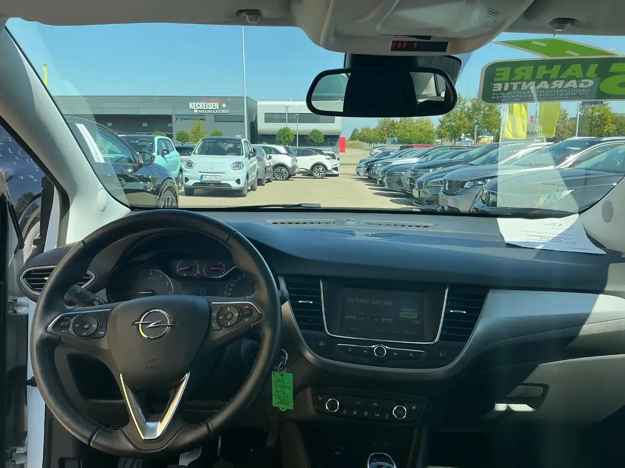 Opel Crossland 1.2 Turbo Enjoy LED+SHZ+Fernlichtass. — معرض صور السيارة 21