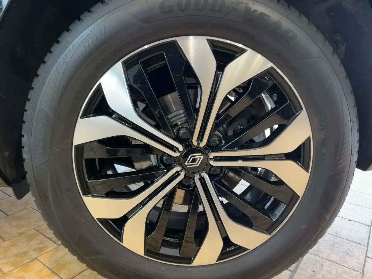 Renault Austral Evolution Mild Hybrid 160 Automatik PDC BT — Vehicle gallery 15