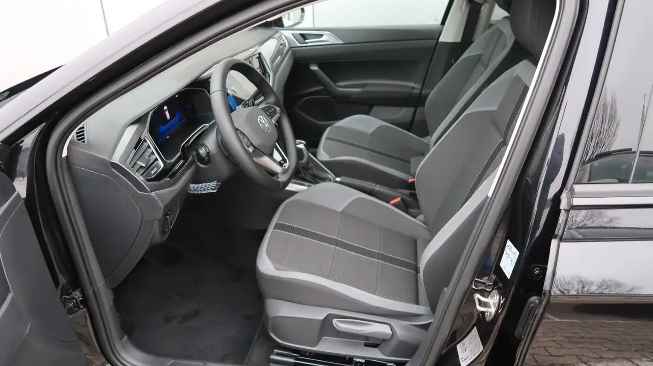 Volkswagen Polo 1,0 TSI Style +APP +Assistenzsysteme +LEDM — معرض صور السيارة 4