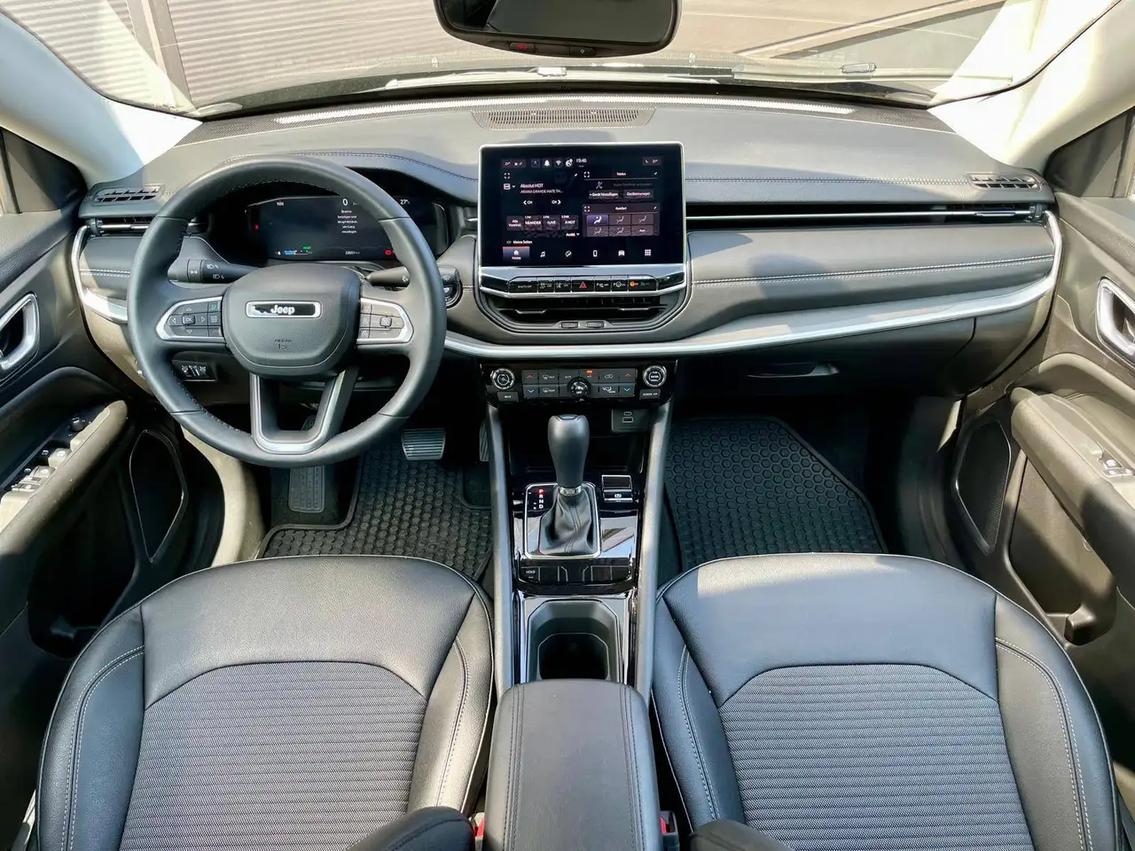 Jeep Compass AT 1.5 GSE 48V e-DCT Altitude *360°KAMERA*ACC* — Galerie du véhicule 10