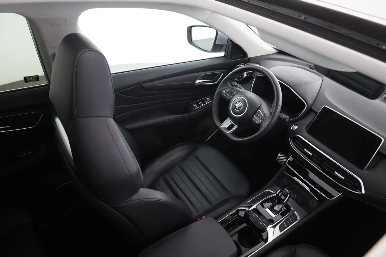 MG HS 1.5 T-GDI Luxury Aut. LED ACC Navi 360° Pano — Galerie du véhicule 26