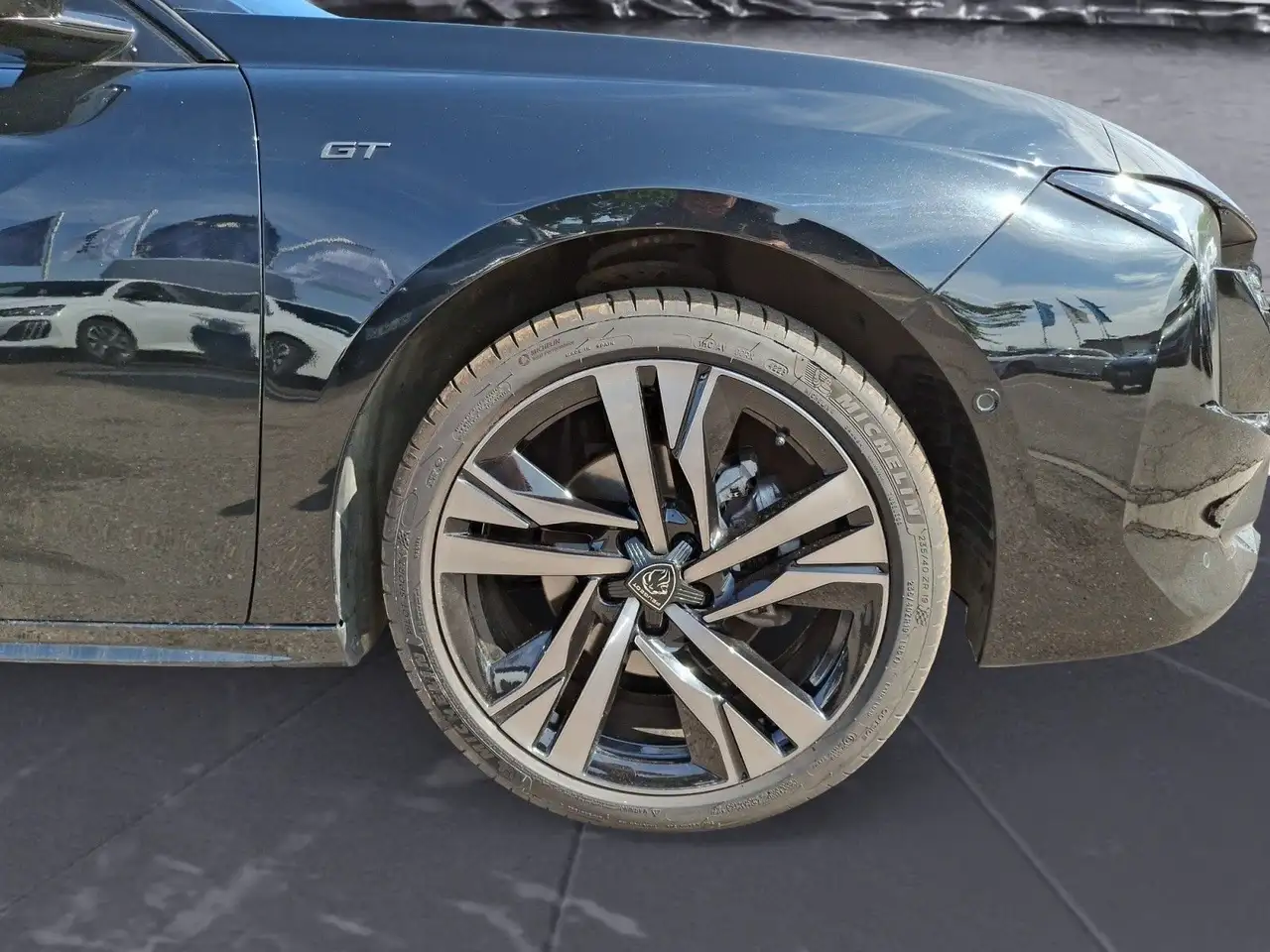 Peugeot 508 PureTech 130 EAT8 GT SW Tempom.aktiv Bluetoo — معرض صور السيارة 12