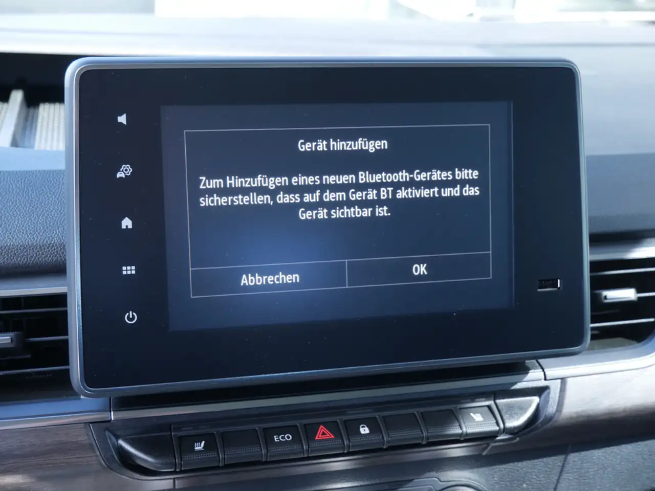 Renault Kangoo E-TECH 100% elektr. Techno EV45 AC22 — معرض صور السيارة 12