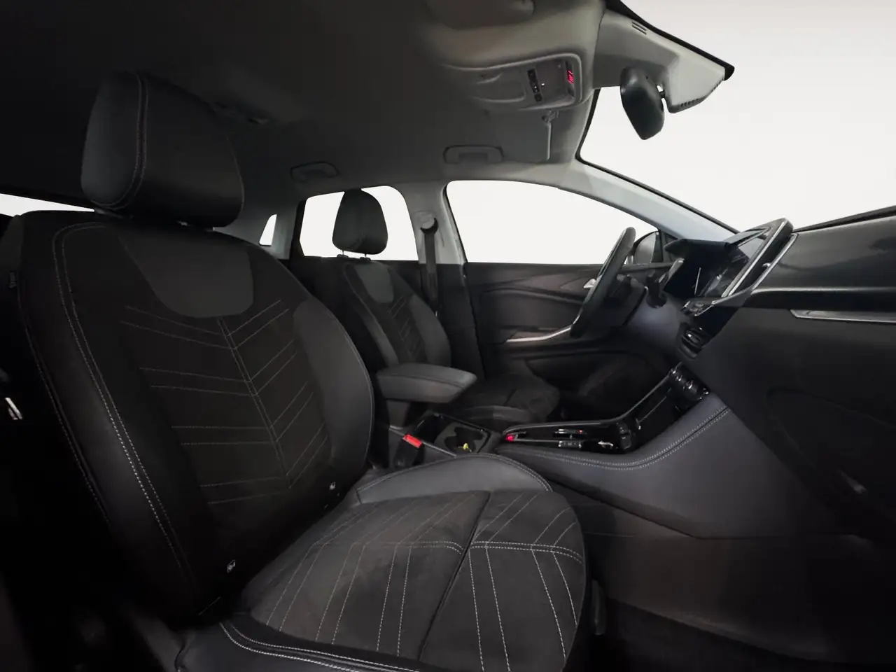 Opel Grandland 1.2 Ultimate Navi + AHK + Sitzheizung — Vehicle gallery 17