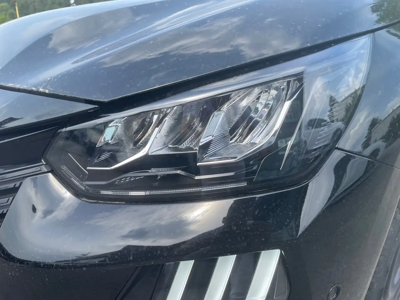 Peugeot 208 1.2 PureTech 100 Allure LED PDC 360 Kam. — Galerie du véhicule 3
