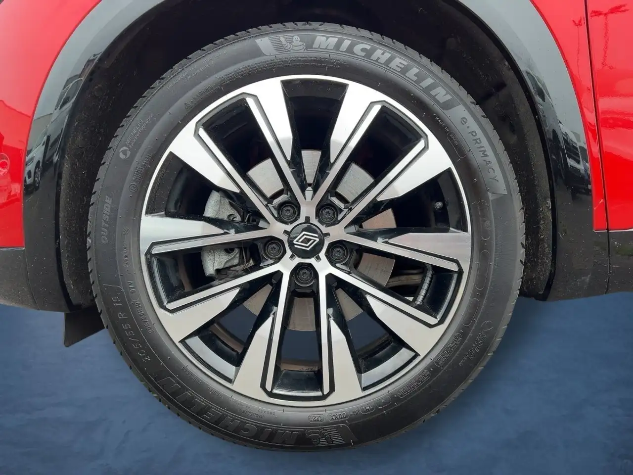 Renault Austral TECHNO E-TECH FULL HYBRID 200 SELBSTPARKEND — معرض صور السيارة 22