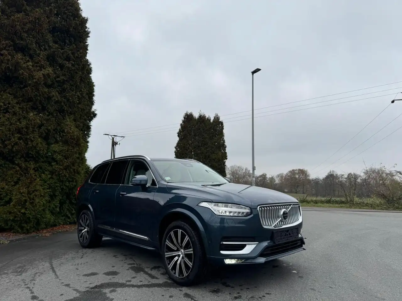 Volvo XC90 XC90 Plus Bright AWD — معرض صور السيارة 5