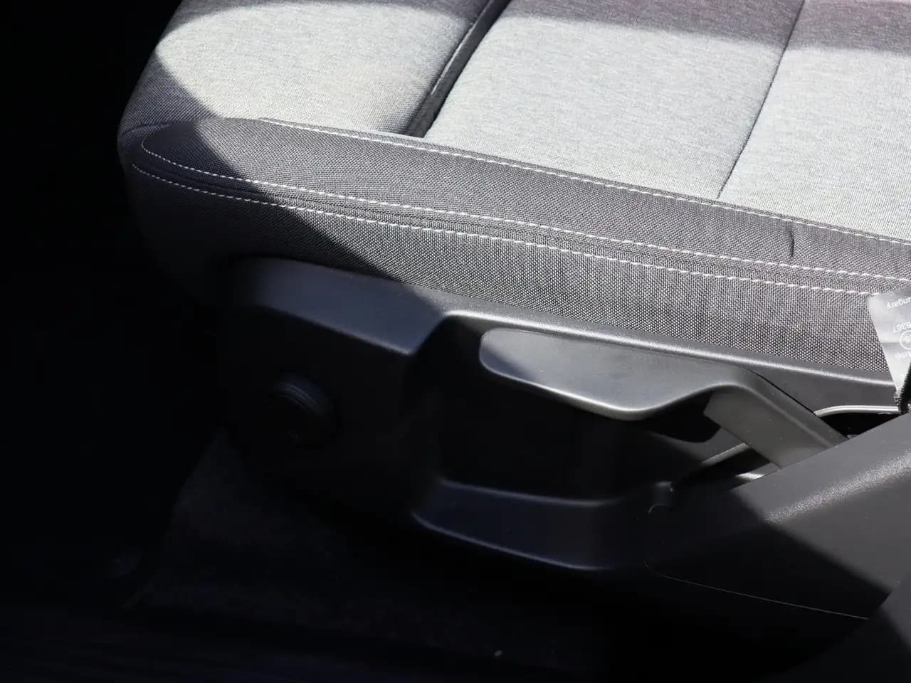 Volvo XC40 B3 (B) Core #LED/Google/PDC/RFK/Winterpkt./Navi — Galería del vehículo 13
