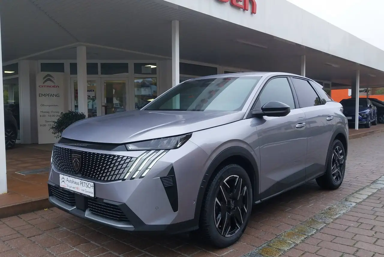 Peugeot 3008 Hybrid 145 e-DSC6 Allure *360 GRAD KAMERA, NAVI* — معرض صور السيارة 2