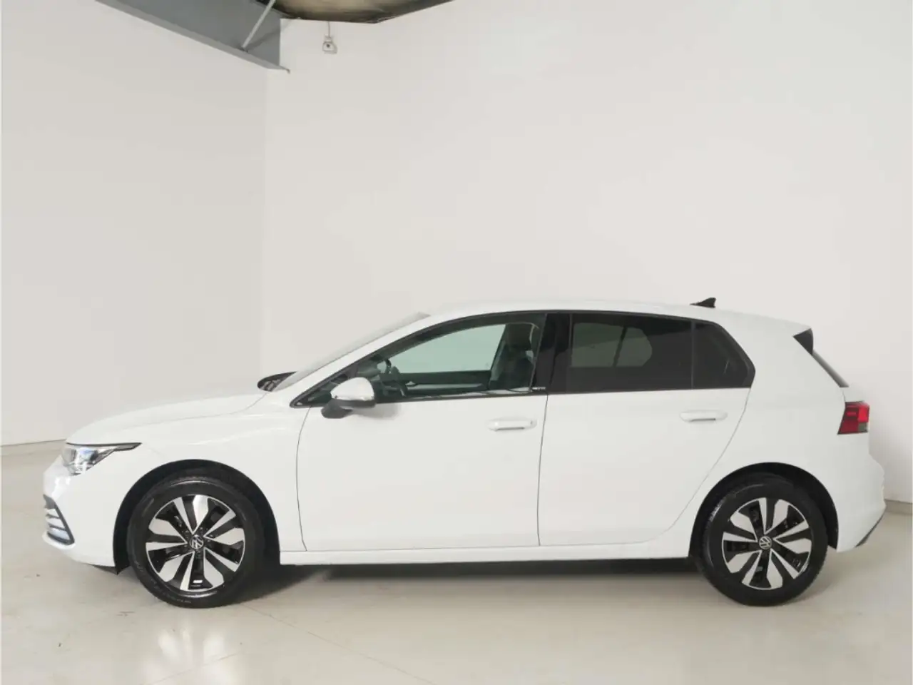 Volkswagen Golf 1.0 eTSI Move DSG App-Connect/SH/Klima — Galería del vehículo 7