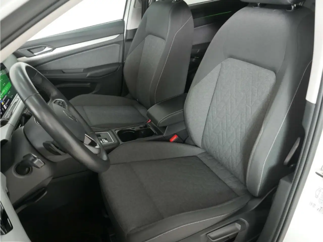 Volkswagen Golf 1.0 eTSI Move DSG App-Connect/SH/Klima — Galería del vehículo 10