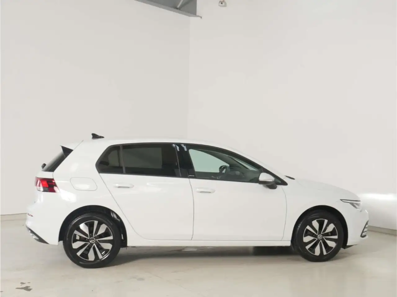 Volkswagen Golf 1.0 eTSI Move DSG App-Connect/SH/Klima — Galería del vehículo 4