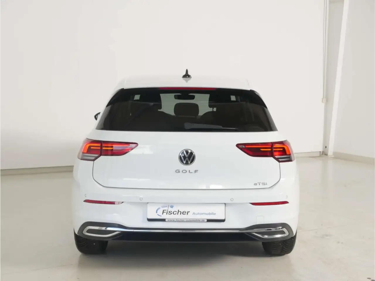 Volkswagen Golf 1.0 eTSI Move DSG App-Connect/SH/Klima — Galería del vehículo 6