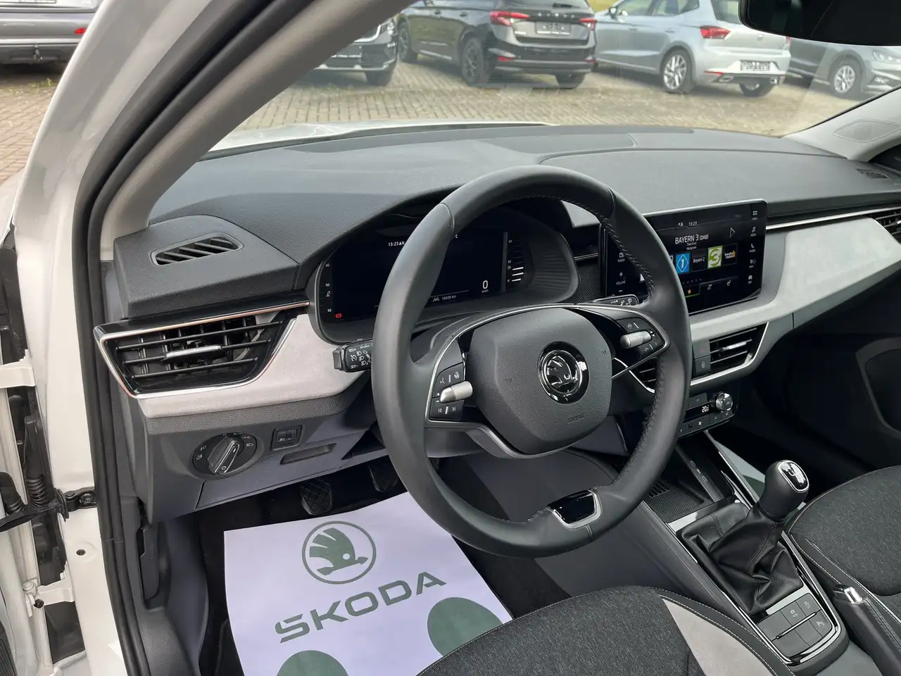Skoda Scala 1,0 TSI Selection + Navigation + AHK + Klimaautoma — Vehicle gallery 7