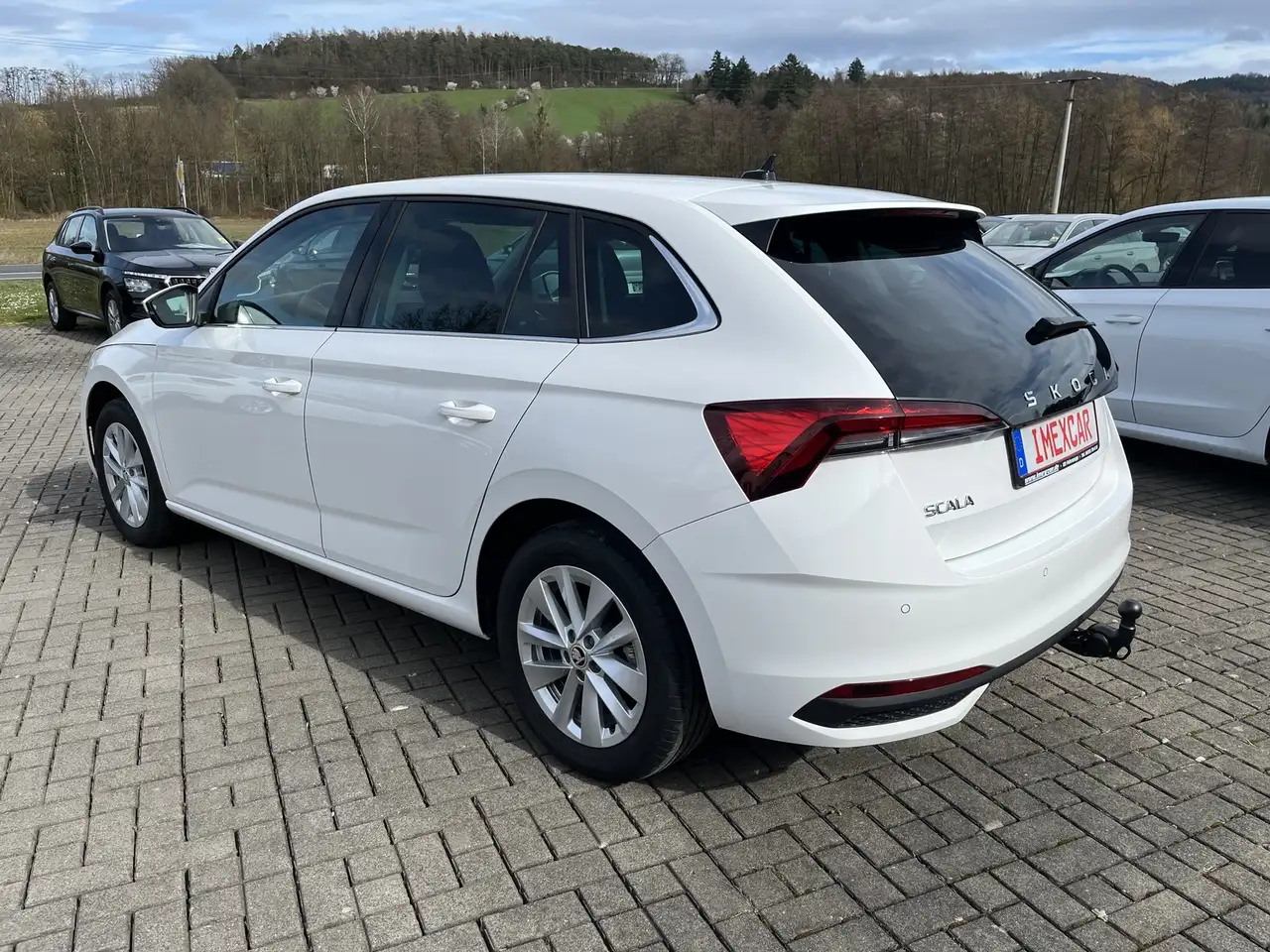 Skoda Scala 1,0 TSI Selection + Navigation + AHK + Klimaautoma — Vehicle gallery 6
