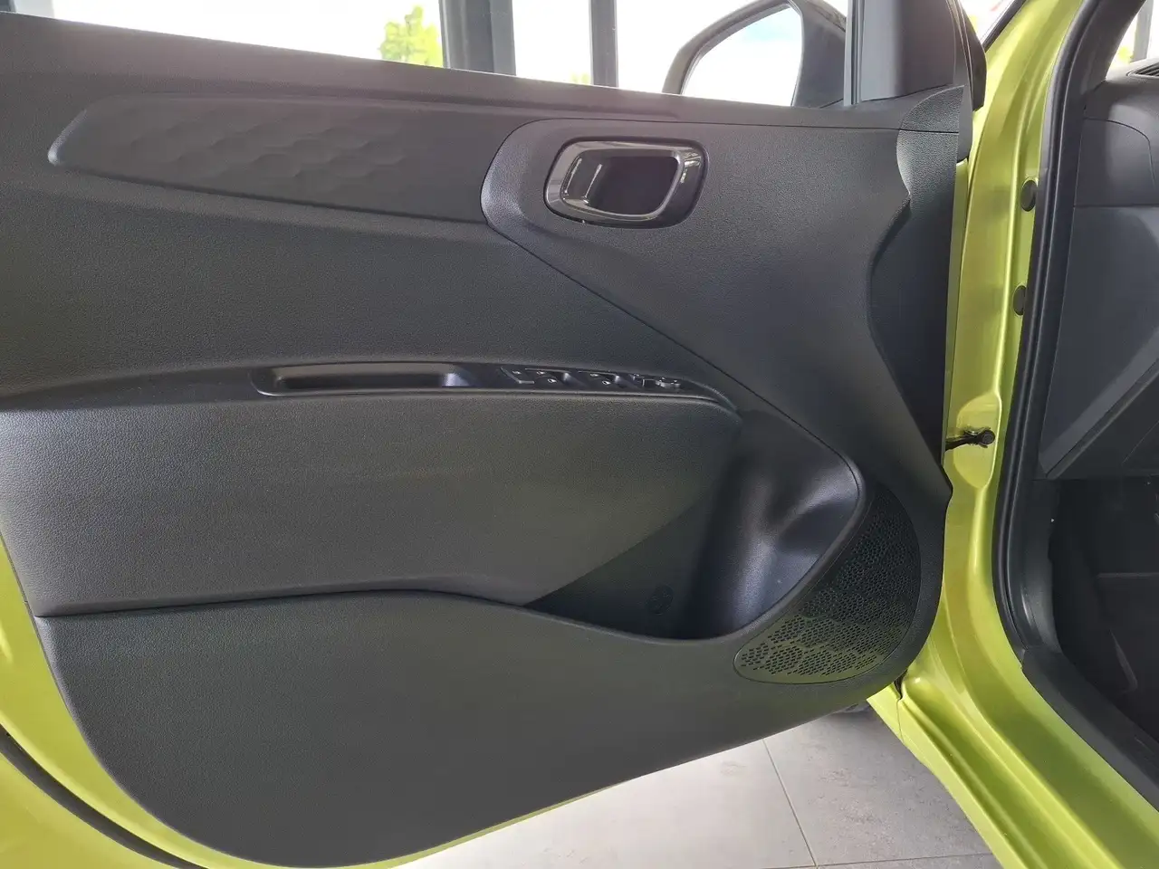 Hyundai i10 FL (MJ24) 1.0 T-GDI 5-MT N Line — Galerie du véhicule 33