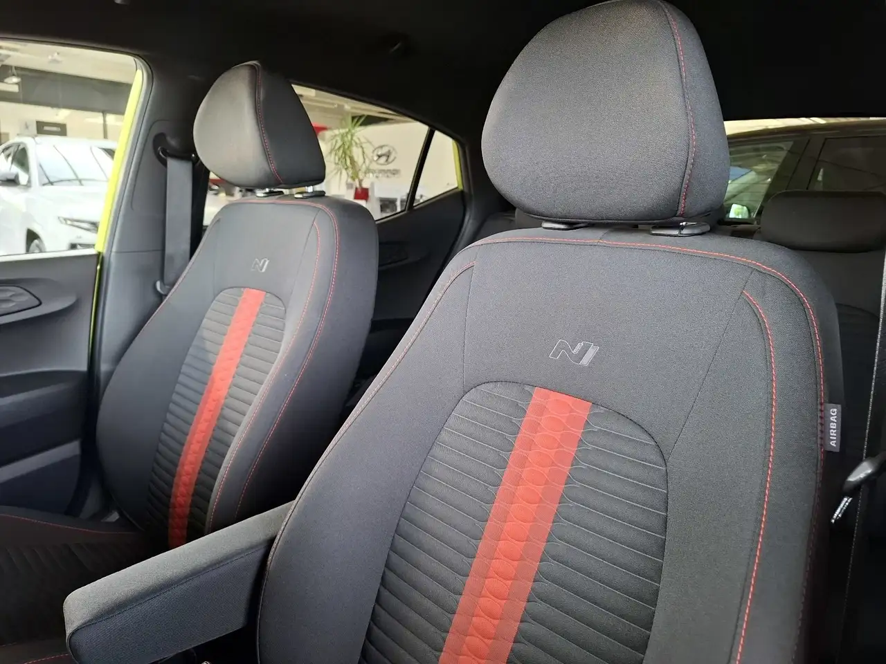 Hyundai i10 FL (MJ24) 1.0 T-GDI 5-MT N Line — Galerie du véhicule 31