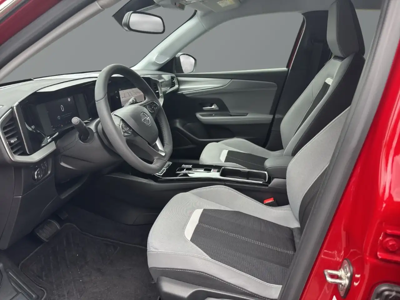 Opel Mokka Elegance 1.2 Turbo 130 PS EU6e AT8 LED Navi PDCv+h — معرض صور السيارة 10