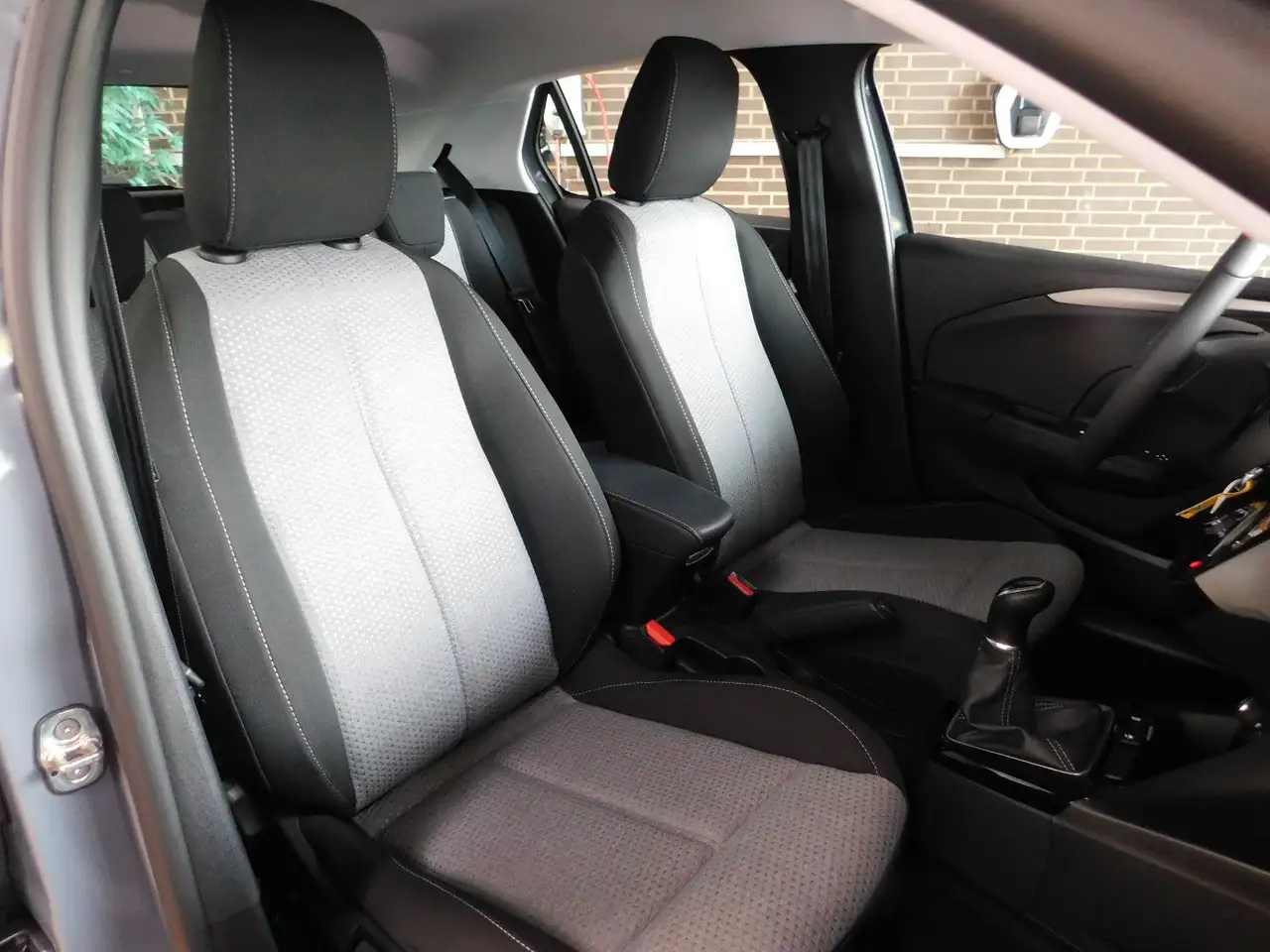 Opel Corsa F Edition -Kamera, Winter, Allwetterräder, — Galería del vehículo 17