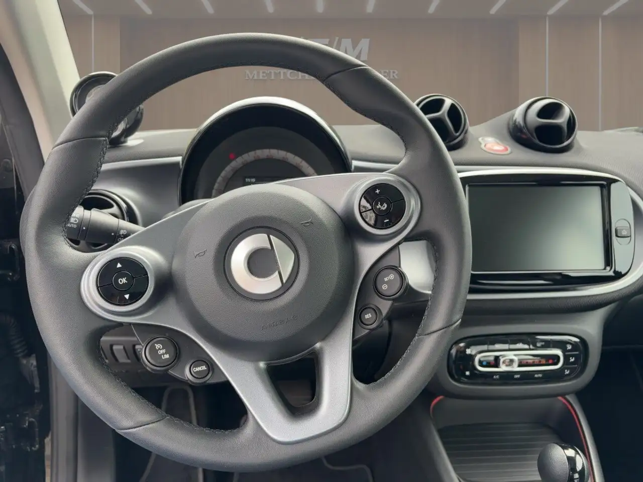 smart forTwo EQ fortwo PASSION+EXKLUSIV+22KW+R-KAMERA+VOLLLED — معرض صور السيارة 8