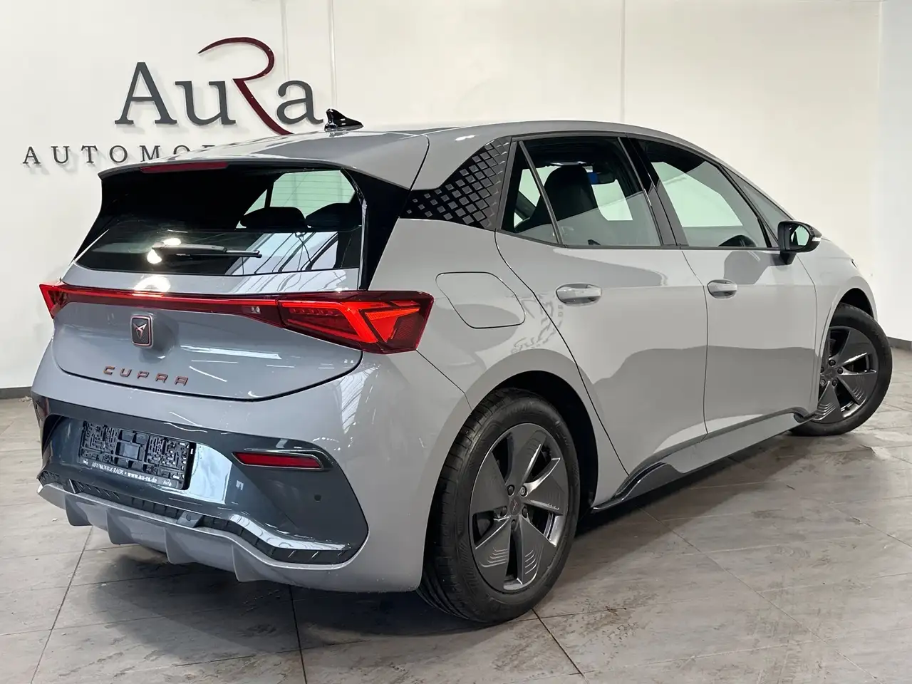 CUPRA Born 150kW/58kWh NAV+LED+18ZOLL+KEYLESS+DAB+1HD — Vehicle gallery 5