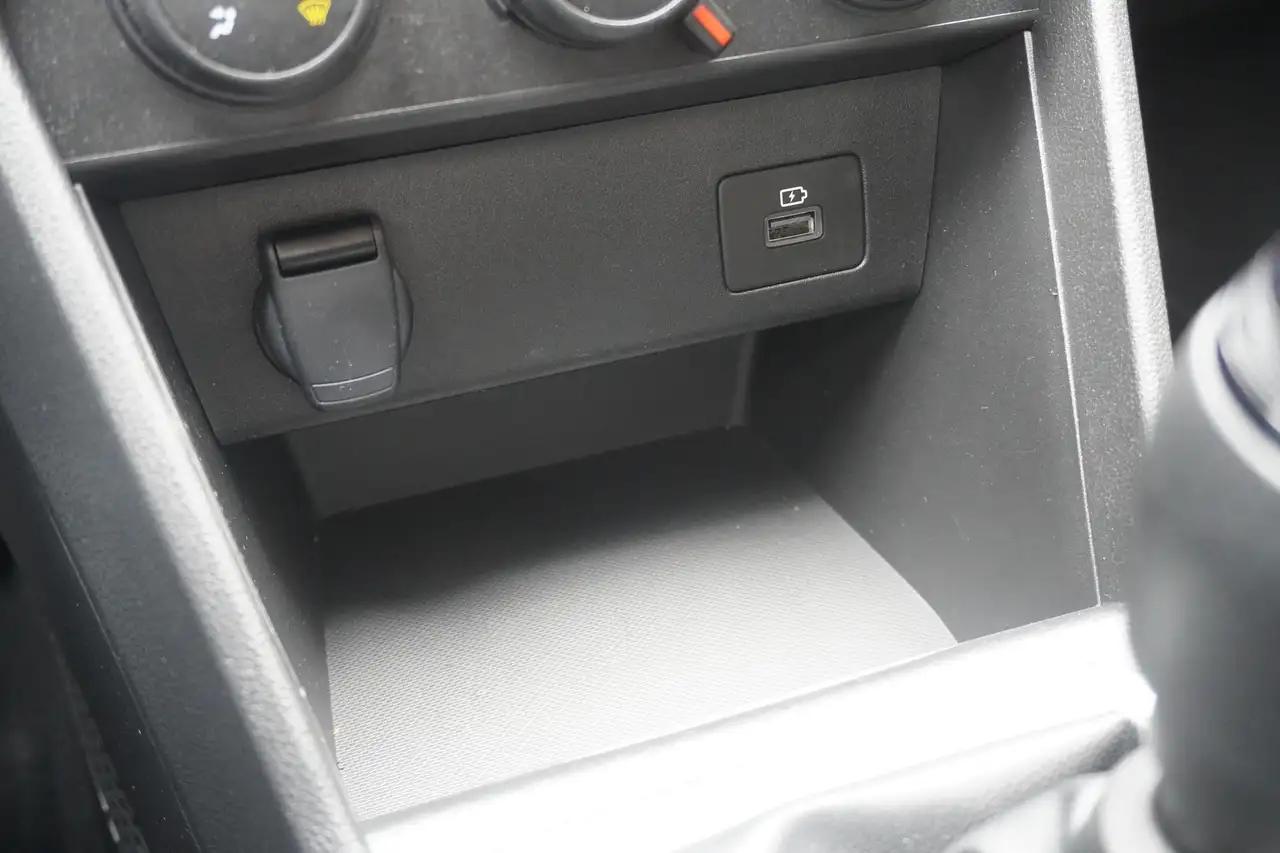 Dacia Sandero III 1.0 TCE Expression LED Tempomat PDC — Vehicle gallery 25