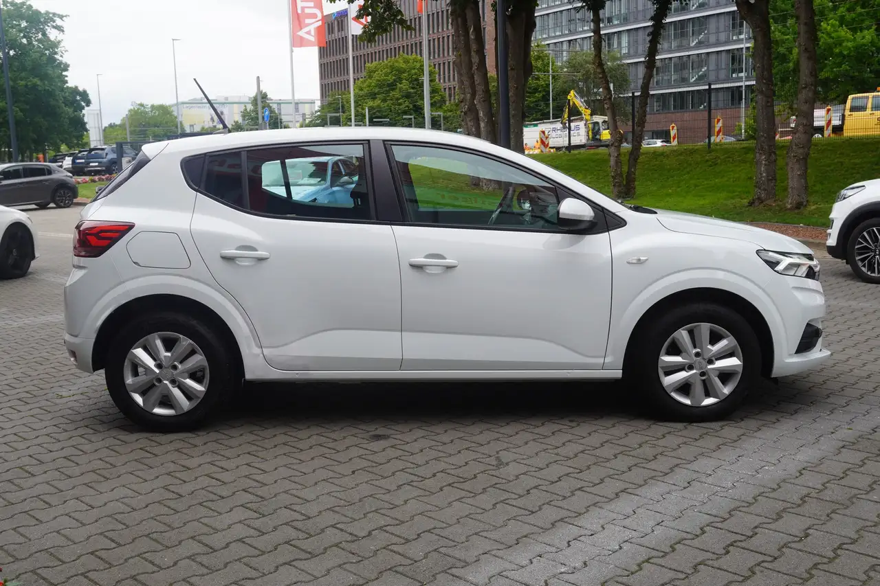 Dacia Sandero III 1.0 TCE Expression LED Tempomat PDC — Vehicle gallery 5