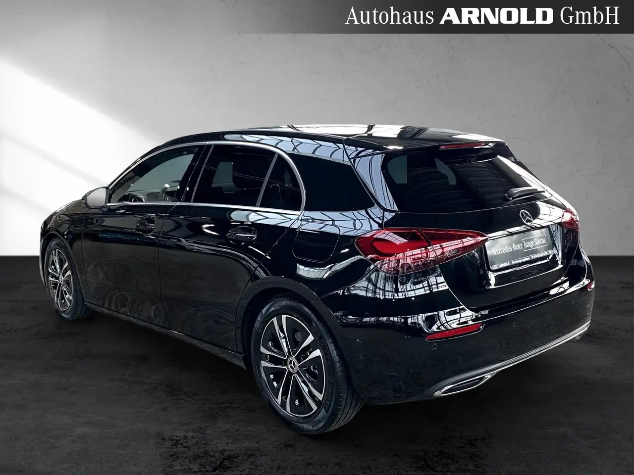 Mercedes-Benz A 180 A 180 Progressive 7G-DCT Totwinkel 360° LED SHZ — Galería del vehículo 4