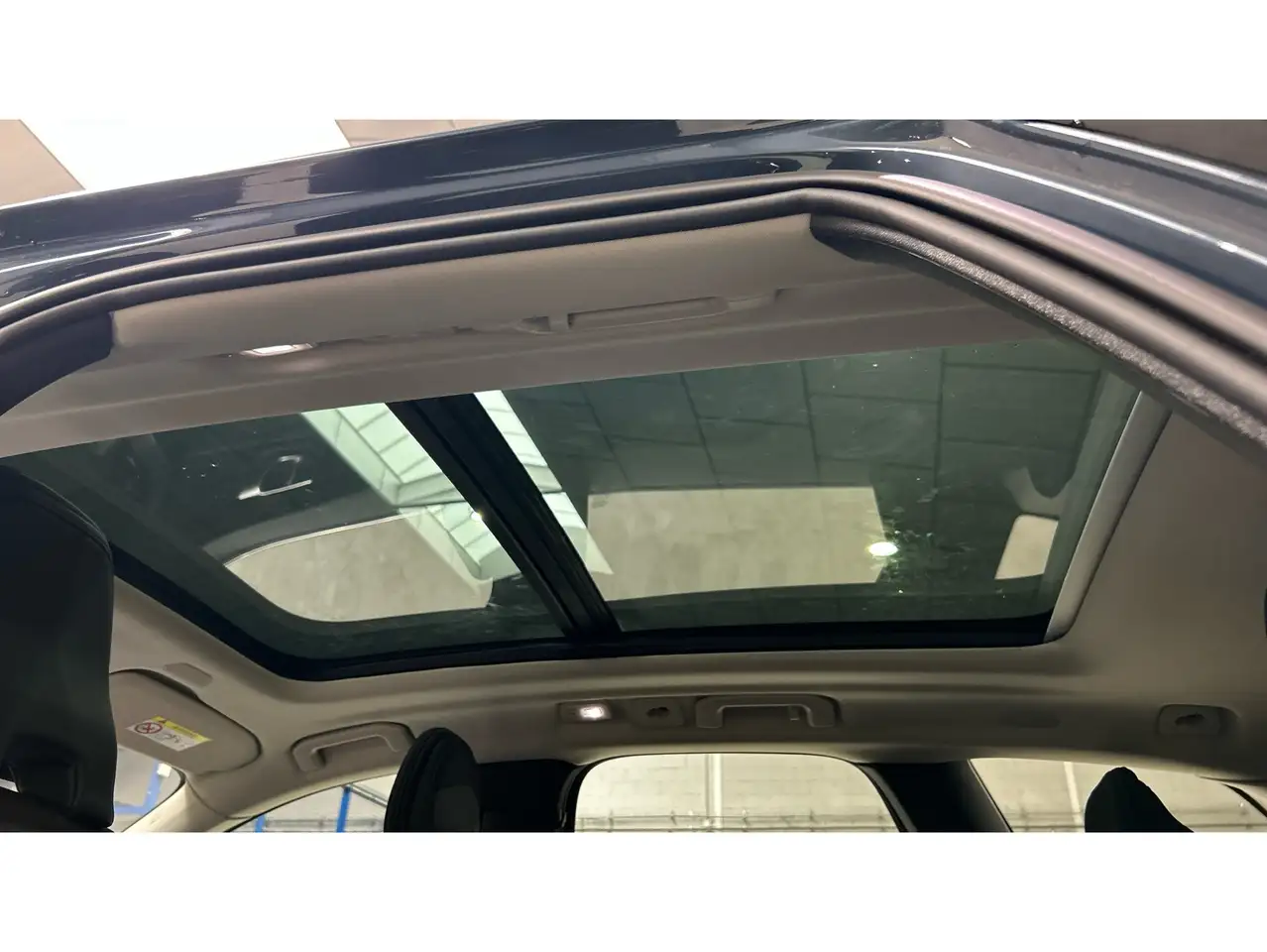 Volvo XC60 T6 Recharge Core — معرض صور السيارة 23