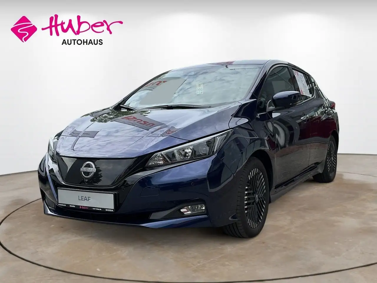 Nissan Leaf 39 kWh - N-Connecta Winter Paket — معرض صور السيارة 3
