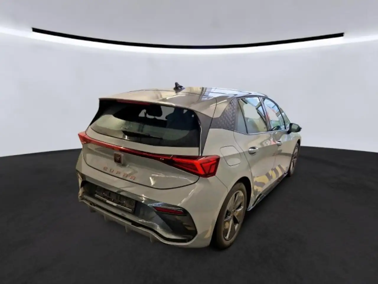 CUPRA Born 204PS/62kWh 5JGAR+SHZ+CARPLAY+LED+KESSY Klima — معرض صور السيارة 4