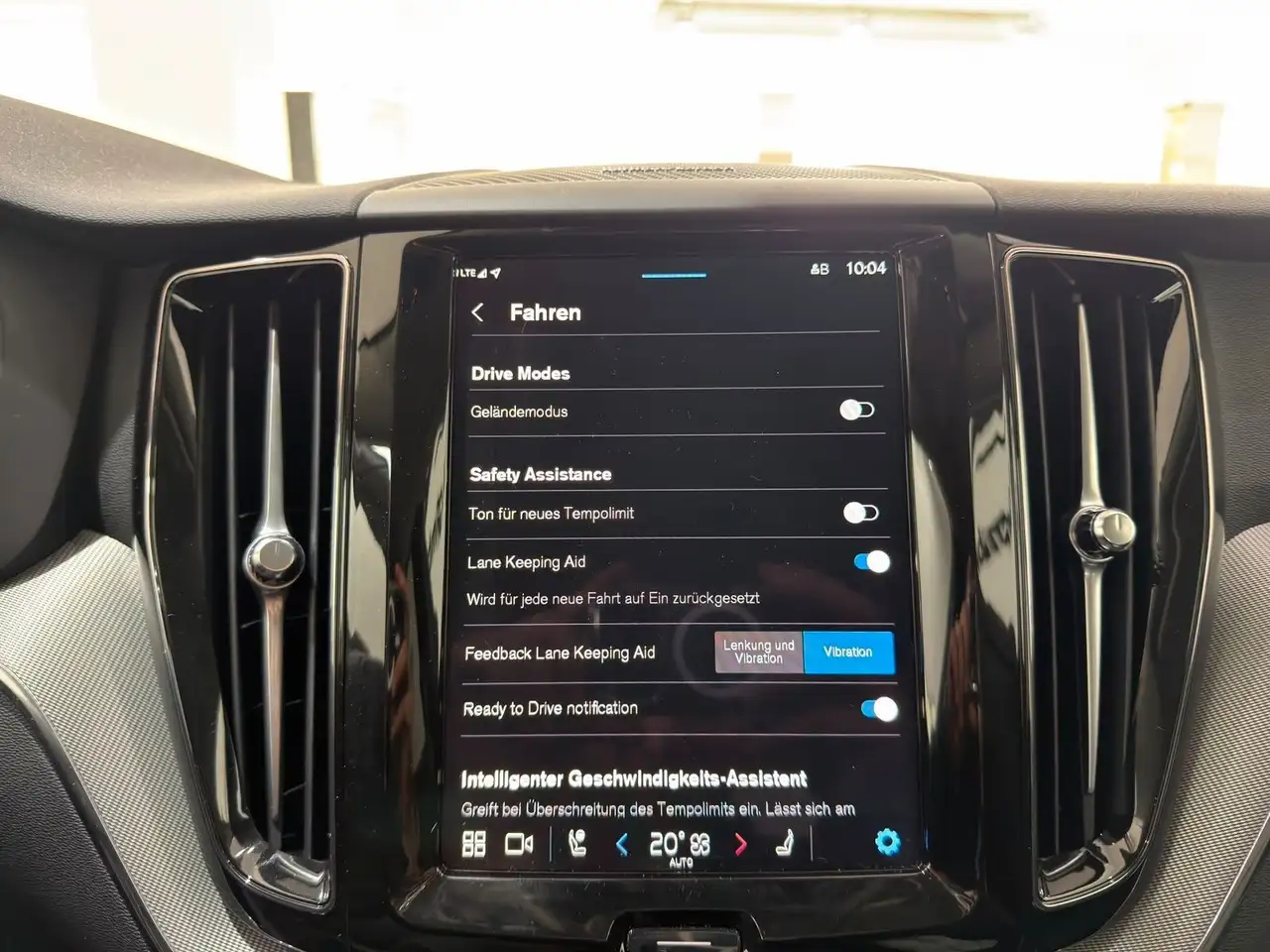 Volvo XC60 B5 Allrad 1.Hand|AHK|Kamera|LED|Garantie — Galería del vehículo 37