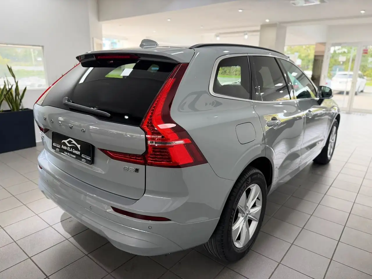 Volvo XC60 B5 Allrad 1.Hand|AHK|Kamera|LED|Garantie — Galería del vehículo 6
