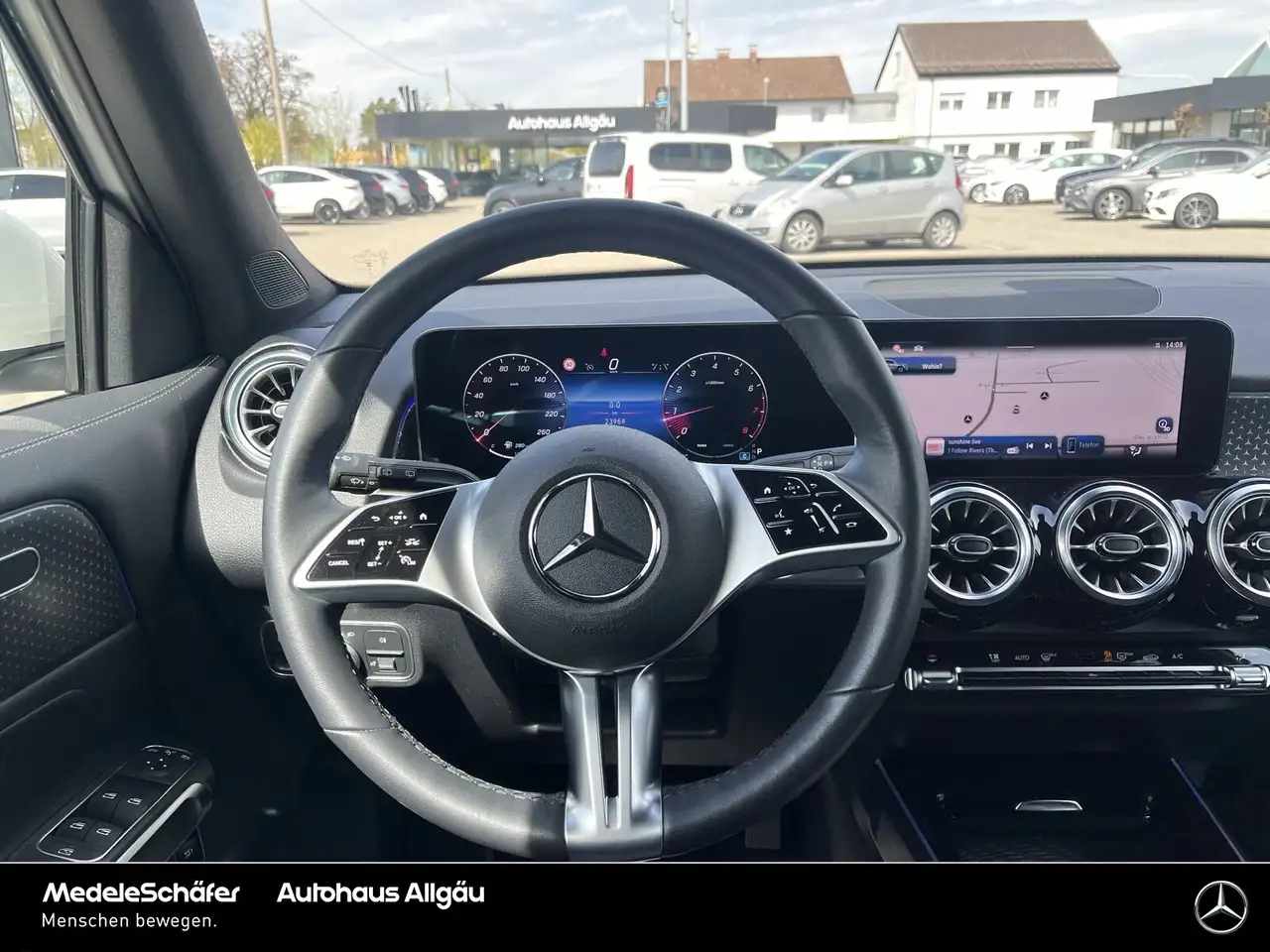 Mercedes-Benz GLB 180 GLB 180 Progressive KeylessGO Kamera Ambiente Dist — معرض صور السيارة 11