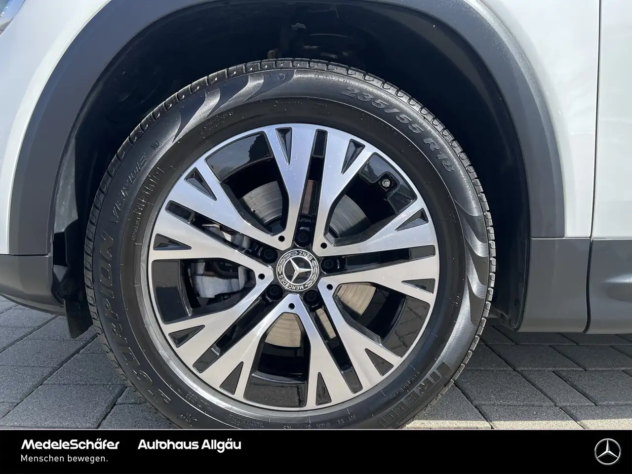 Mercedes-Benz GLB 180 GLB 180 Progressive KeylessGO Kamera Ambiente Dist — معرض صور السيارة 20