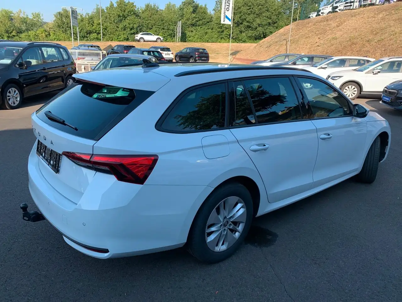 Skoda Octavia Ko. 150PS Selection LED/AppConnect/AHK — Galerie du véhicule 6
