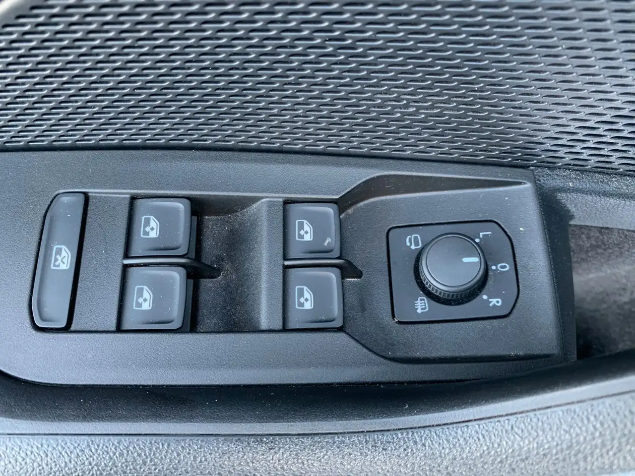 Skoda Octavia Ko. 150PS Selection LED/AppConnect/AHK — Galerie du véhicule 13