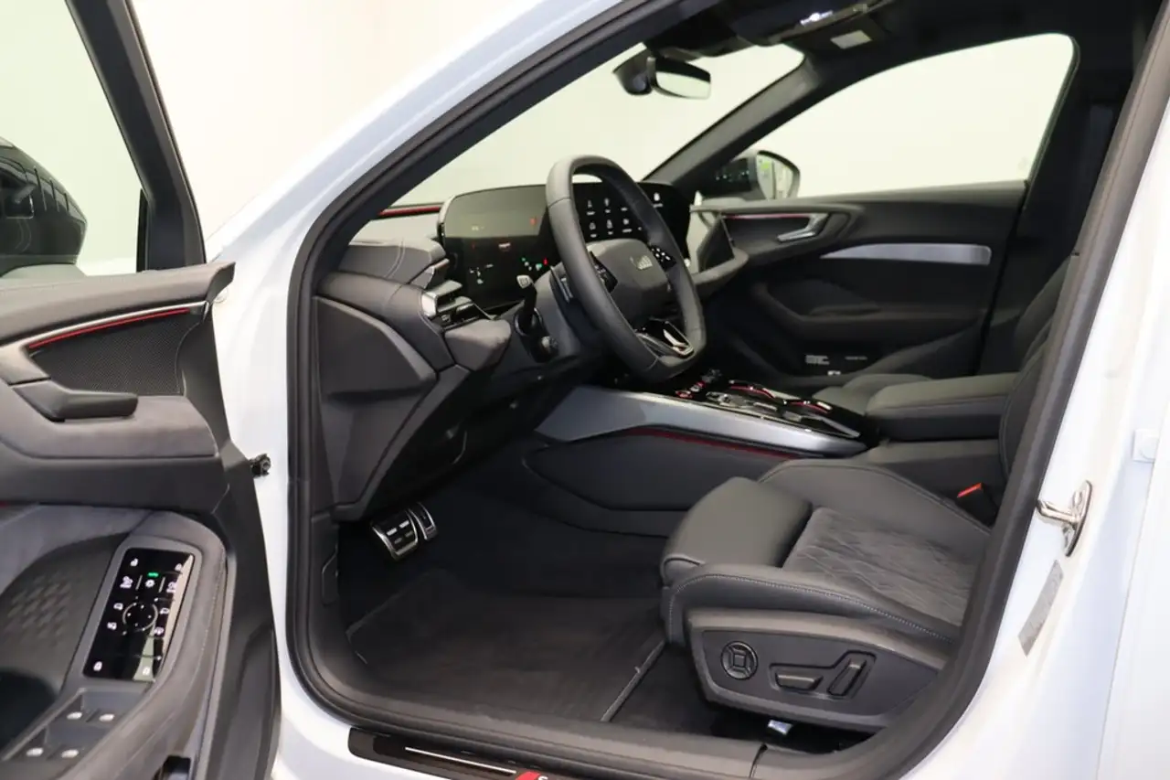 Audi A5 Avant TFSI quattro S line Matrix Navi AVV — Vehicle gallery 8