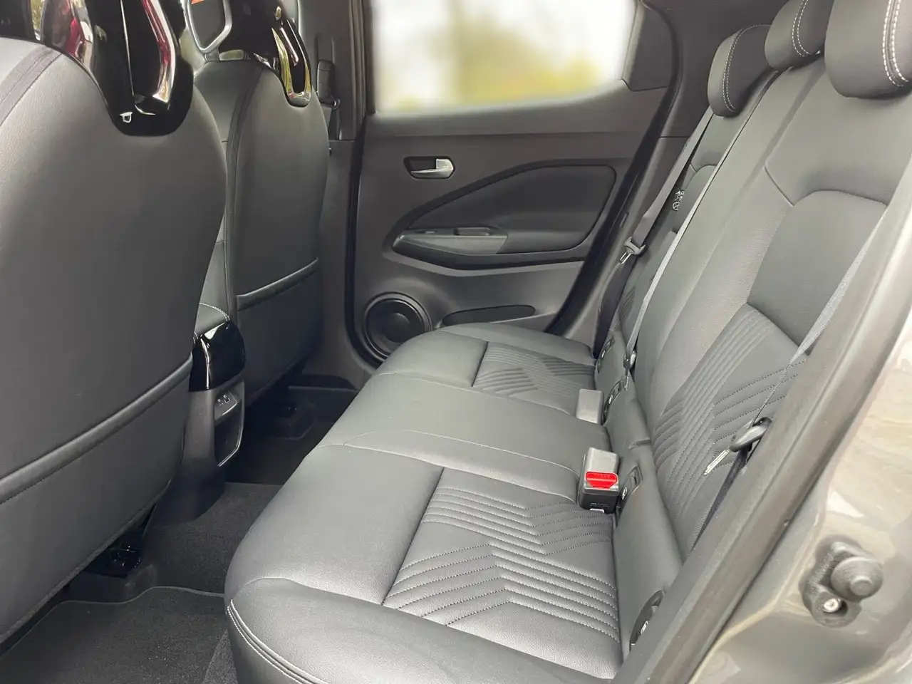 Nissan Juke JUKE TEKN A 1.0 DIG-T 7DCT 360°KAMERA SHZ 19"LM- — معرض صور السيارة 11