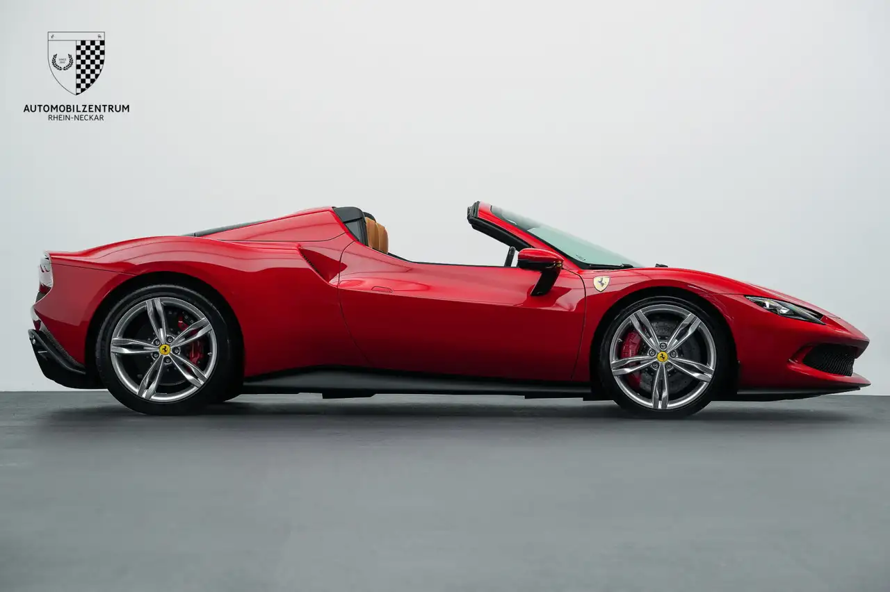 Ferrari 296 GTS 296 GTS Carbon-LED/Daytona/CarPlay/Liftsystem — Galerie du véhicule 8